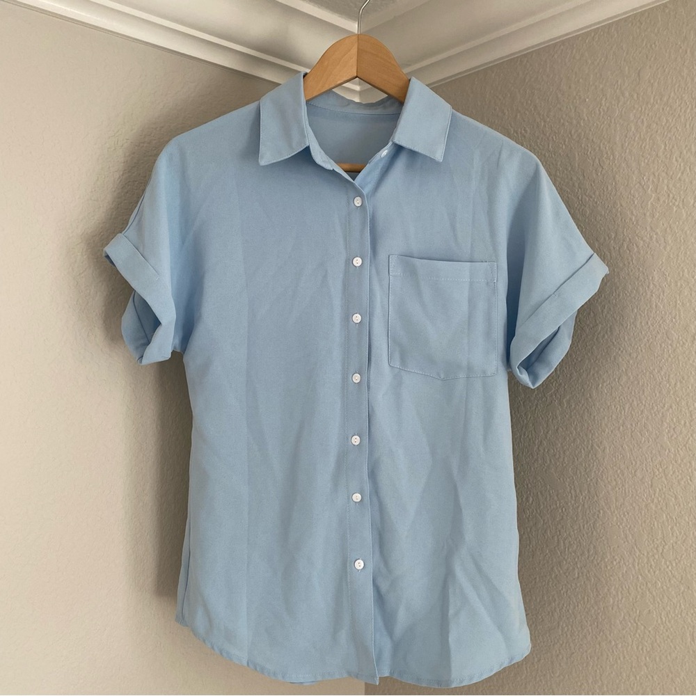 Womens Short Sleeve Shirts V Neck Collared Button Down with Pockets Blue XS